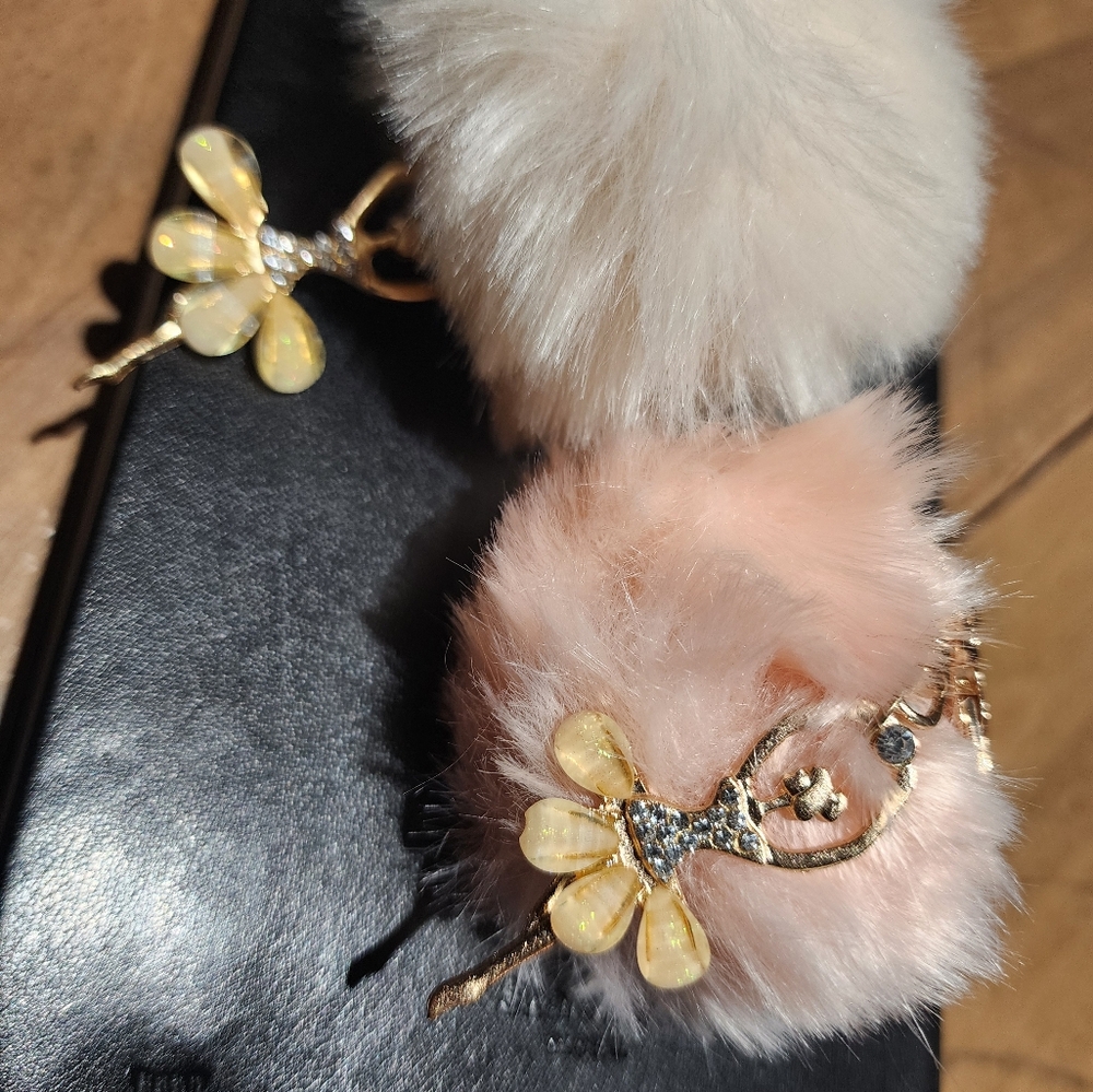 Ballerina Keychain - Picture 3 of 4